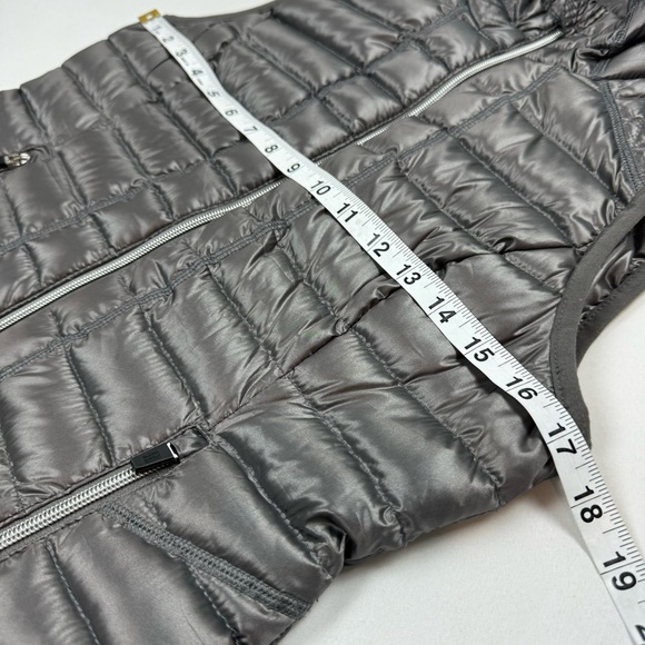 TOMMY HILFIGER Goose Down Puffer Vest - Picture 5 of 11